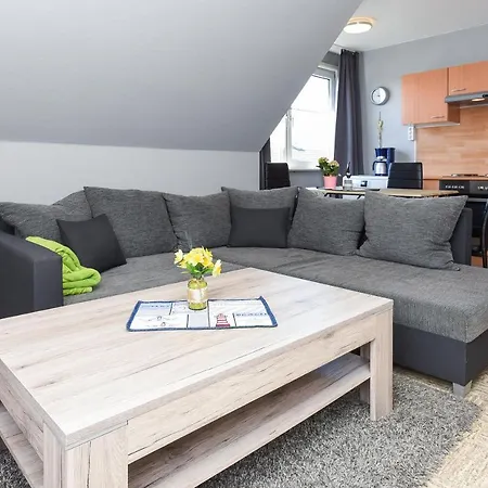 아파트 Wind & 뉴할링거지어